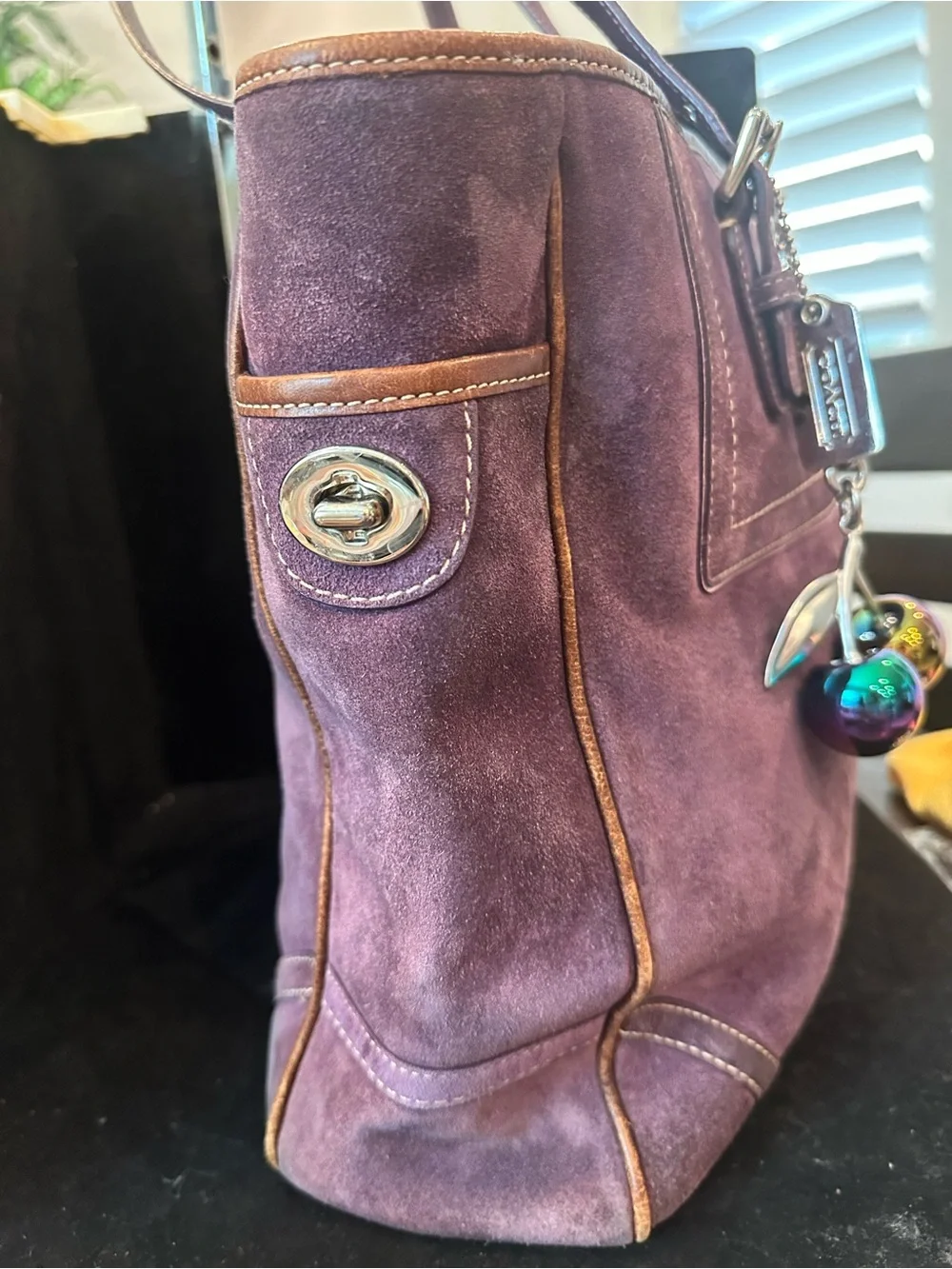Coach #344 Vintage Hamptons Gallery Plum Suede Tote with Leather Trim